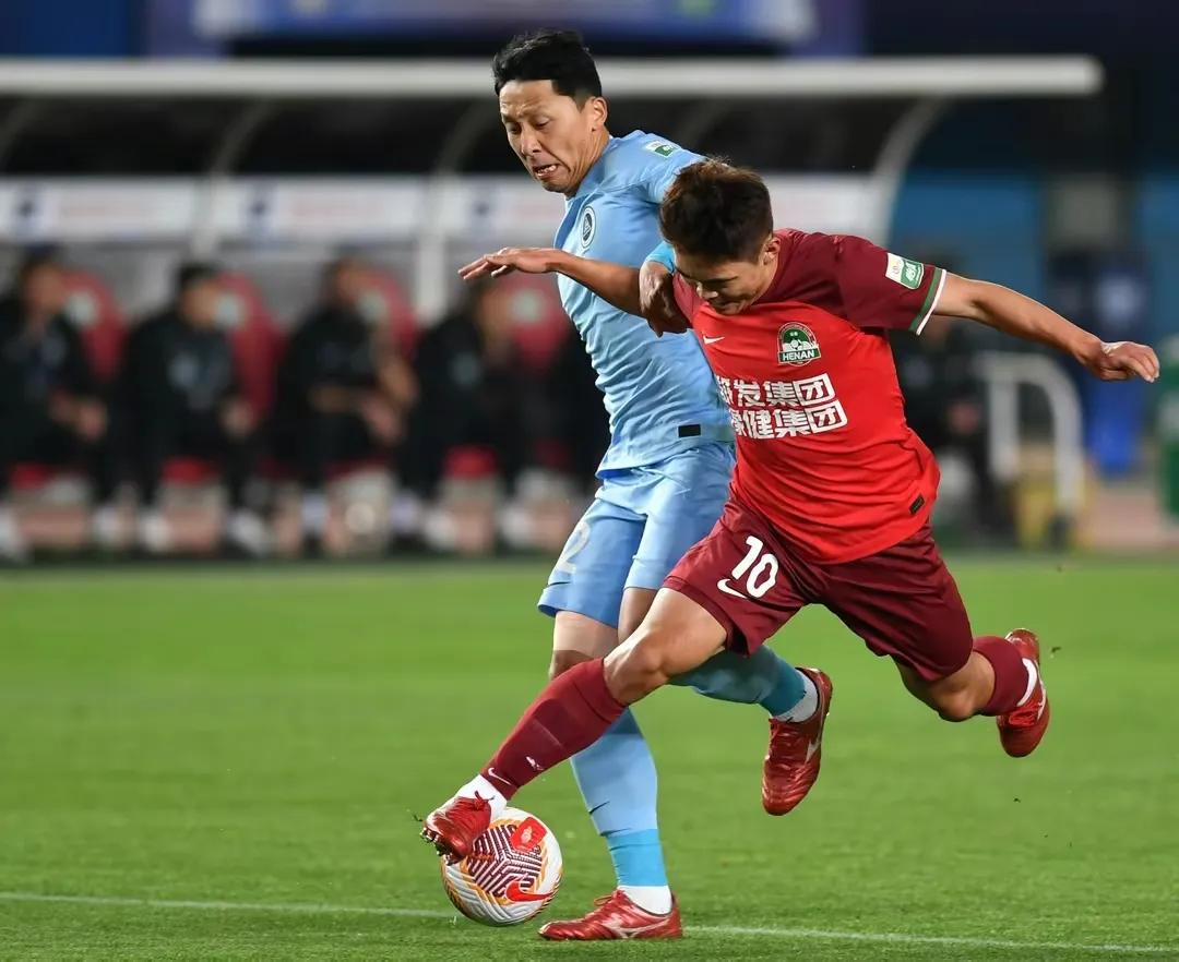 包含转折点！罗马单刀错失，意甲转会期攻防权衡，压力陡增，数据趋势出现新变化的词条