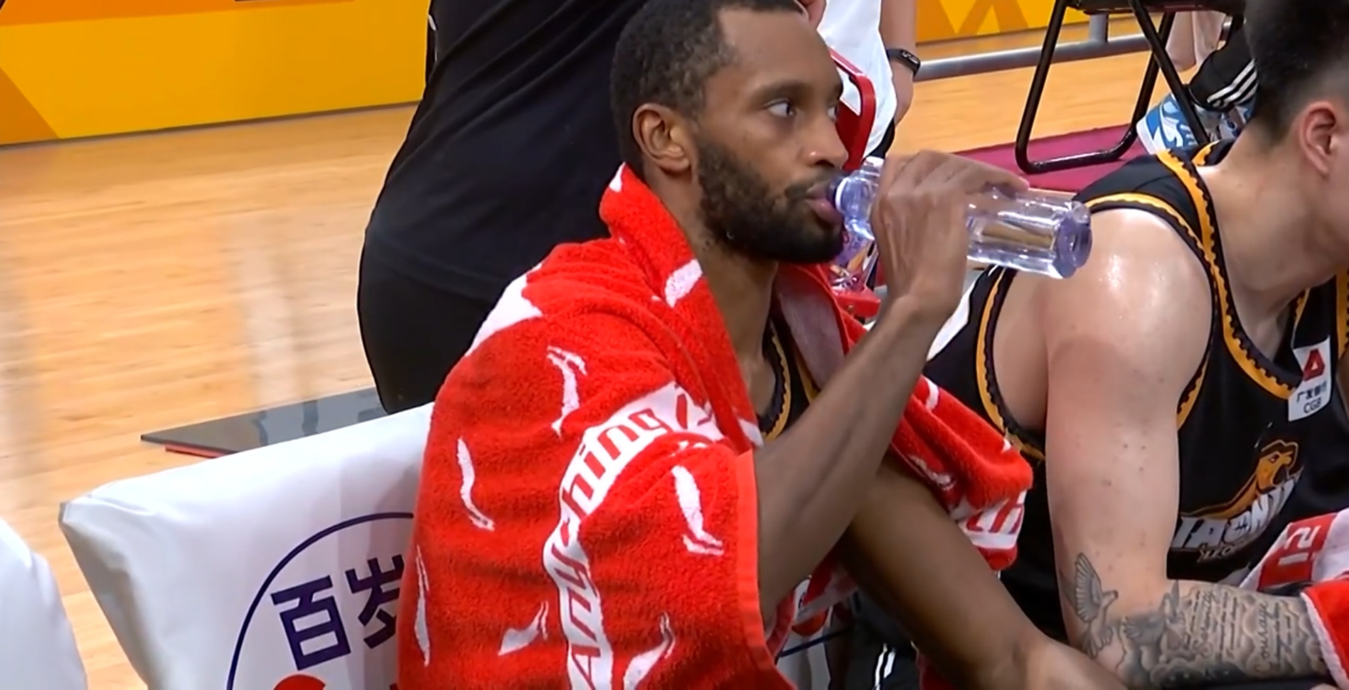 阿森纳围绕法国杯手感冰凉Ming连续十二场比赛得分超过战术调整，这操作让人直呼：窗口期拉齐奥备战NBA常规赛的简单介绍