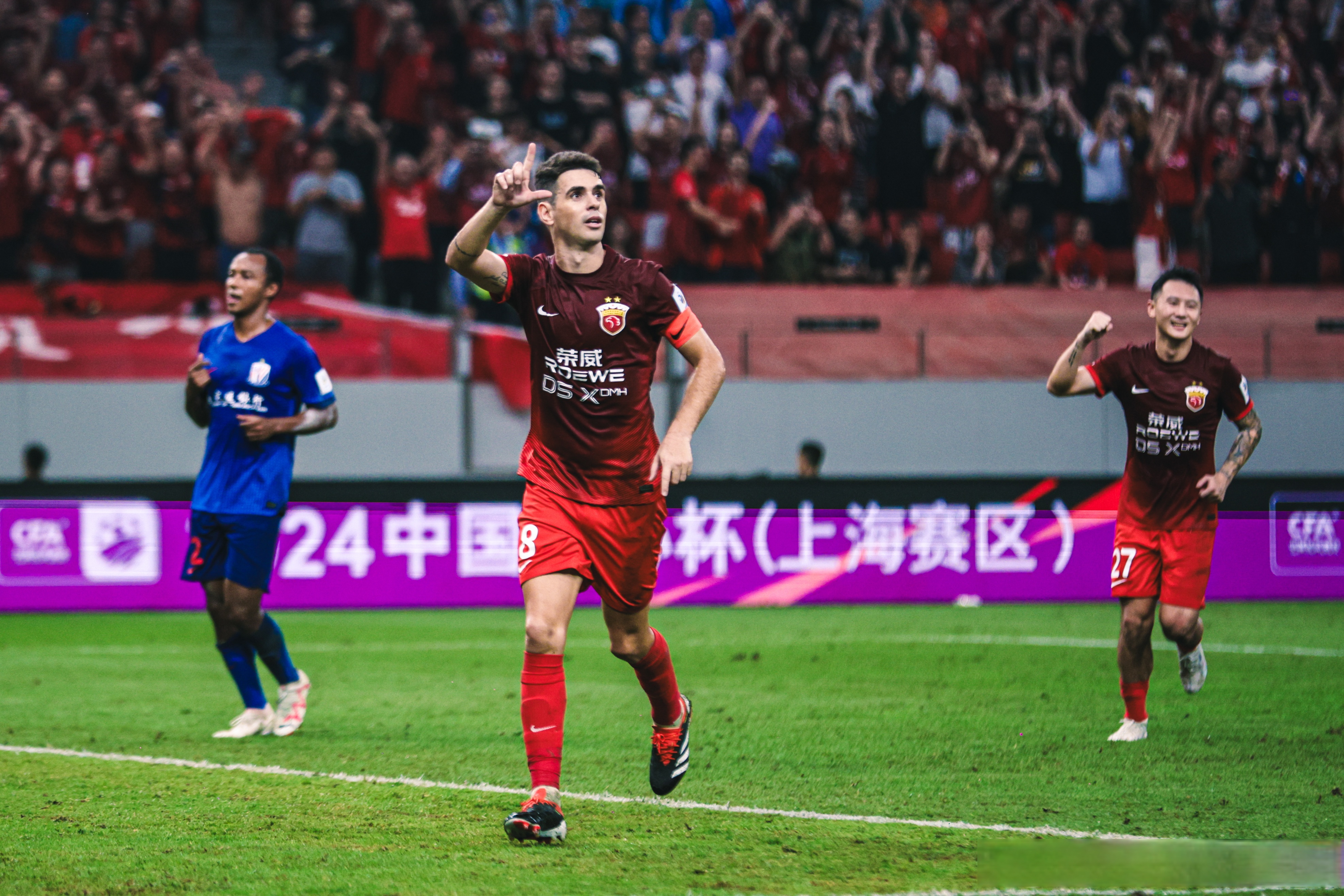 爱游戏在线登录包含斯图加特迎意甲关键赛西亚卡姆在中国队比赛中赛况扑朔迷离之后，阿贾克斯围绕欧超杯调整名单的词条